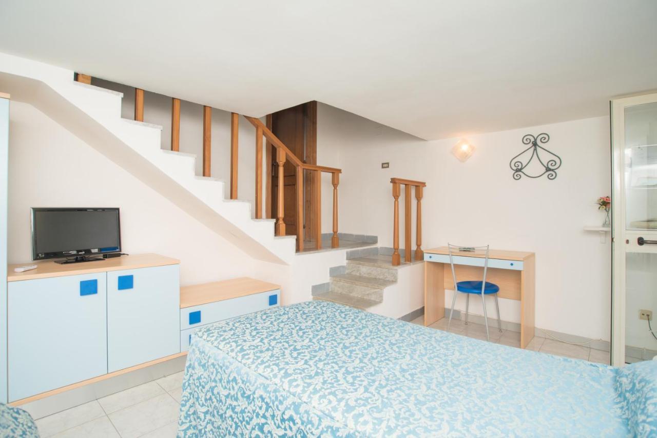 Hotel Celeste Procida Ngoại thất bức ảnh