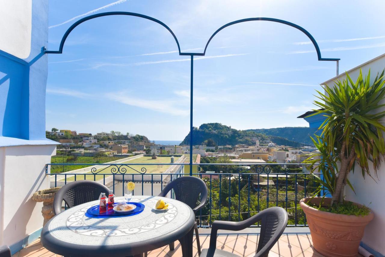 Hotel Celeste Procida Ngoại thất bức ảnh