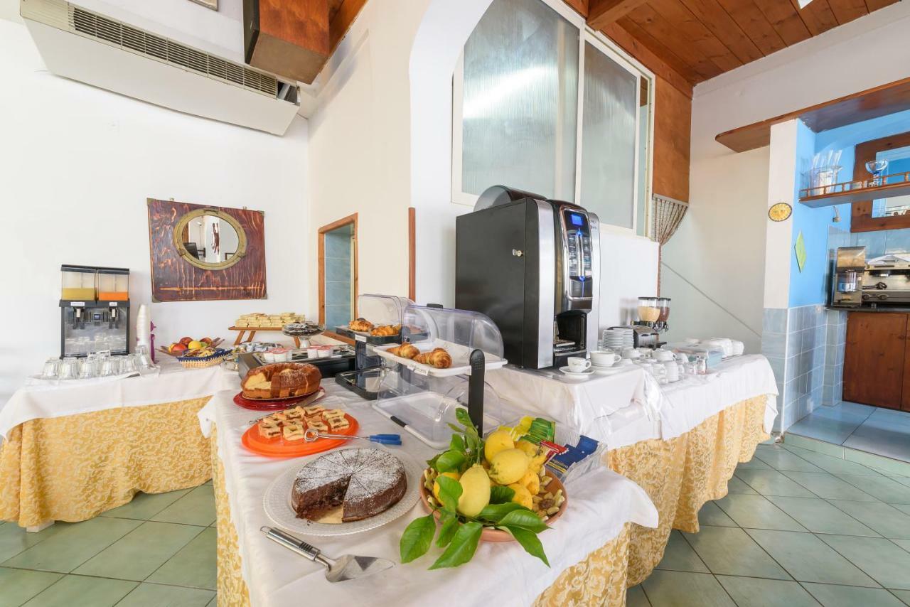 Hotel Celeste Procida Ngoại thất bức ảnh